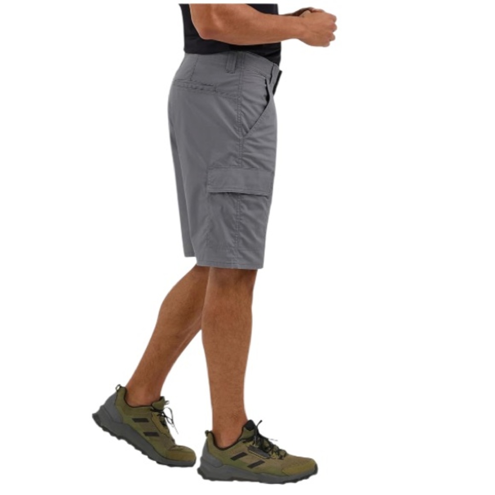 Wrangler Men's Charcoal Cargo Highland Shorts NWT waist Size 42
